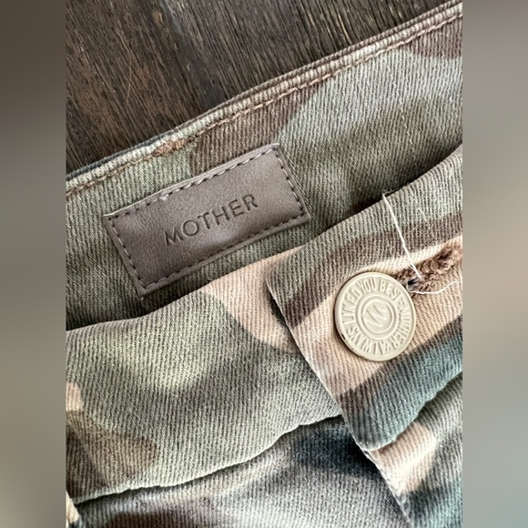 MOTHER High waisted Looker ankle Fray, color is See Me Sz 25 - Picture 7 of 12